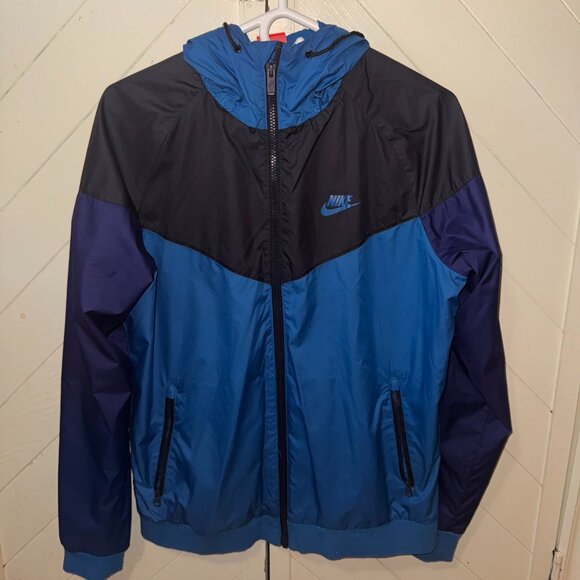 Nike Windbreaker Jacket - Medium - Picture 1 of 3